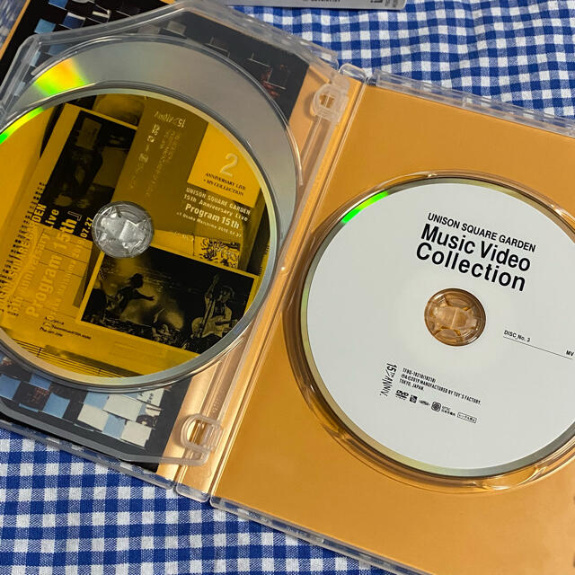 UNISON SQUARE GARDEN(ユニゾンスクエアガーデン)の初回限定DVD UNISON SQUARE GARDEN プログラム 15th エンタメ/ホビーのCD(ポップス/ロック(邦楽))の商品写真