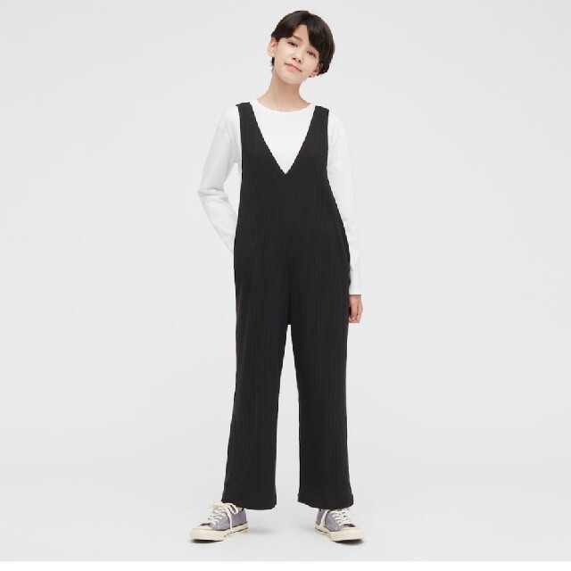 UNIQLO(ユニクロ)のユニクロ　リブサロペット レディースのパンツ(サロペット/オーバーオール)の商品写真