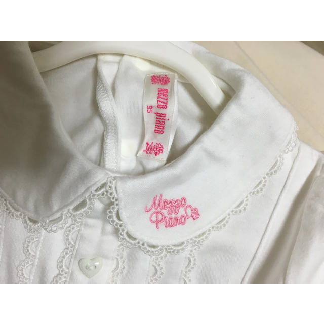 mezzo piano(メゾピアノ)のメゾピアノ♡フリルカットソー95ブラウス キッズ/ベビー/マタニティのキッズ服女の子用(90cm~)(Tシャツ/カットソー)の商品写真