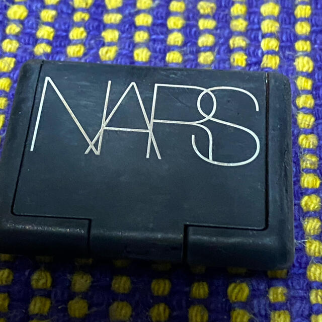 NARS(ナーズ)のレフ様専用NARS  シンプルアイシャドー コスメ/美容のベースメイク/化粧品(アイシャドウ)の商品写真