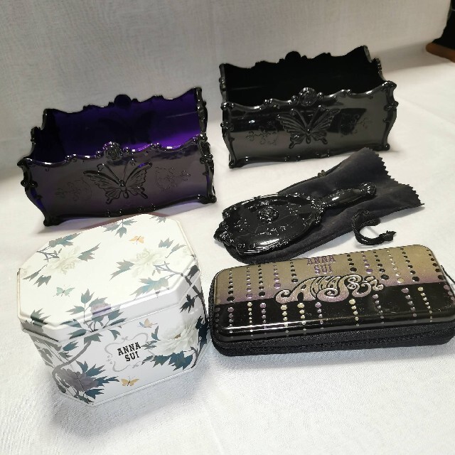 ANNA SUI　アナスイ　ノベルティ　非売品　ジュエリートレー  台座  鏡