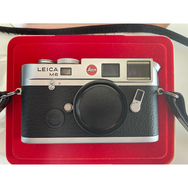 LEICA(ライカ)のLeica M6 TTL 0.58 / シルバークローム 2000年製 スマホ/家電/カメラのカメラ(フィルムカメラ)の商品写真