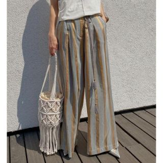 アメリヴィンテージ(Ameri VINTAGE)の【！専用！】Ameri / STRIPE STUDS WIDE PANTS🌟(カジュアルパンツ)