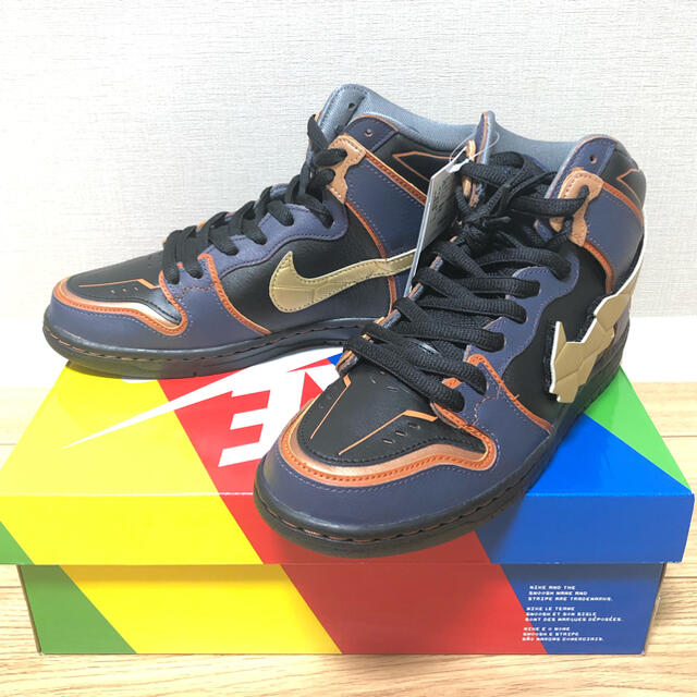 GUNDAM × NIKE SB DUNK HIGH PRO BANSHEE