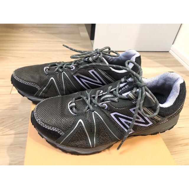 New Balance(ニューバランス)の【新品未使用】ニューバランスTRAILRUNNING350　24cm  レディースの靴/シューズ(スニーカー)の商品写真