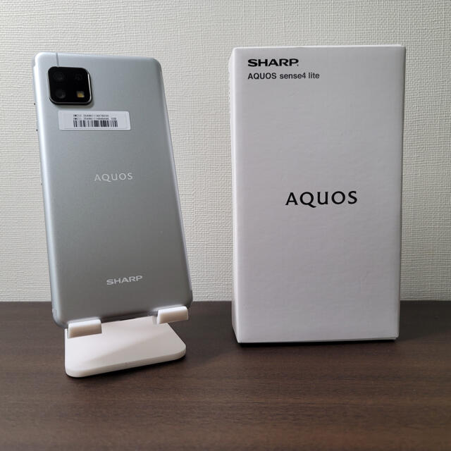 AQUOS sense4 lite アクオス　シルバースマートフォン本体