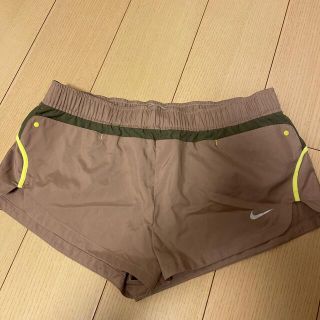 ナイキ(NIKE)のNIKE⭐︎ナイキ⭐︎ジョギングパンツ⭐︎ベージュ(ウェア)