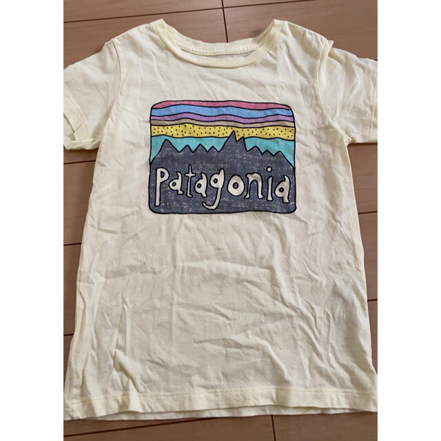 patagonia(パタゴニア)のパタゴニア  キッズ　Tシャツ キッズ/ベビー/マタニティのキッズ服女の子用(90cm~)(Tシャツ/カットソー)の商品写真