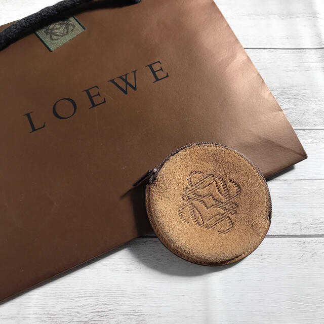 LOEWE(ロエベ)の【極美品】LOEWE ロエベ スエード アナグラム コインケース 小銭入れ レディースのファッション小物(コインケース)の商品写真