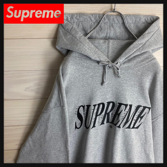 お買い得モデル - Supreme 【人気Lサイズ】シュプリーム☆センター刺繍 東京 SUPREME シュプリーム ロゴ パーカー【Lサイズ】 希少 パーカー