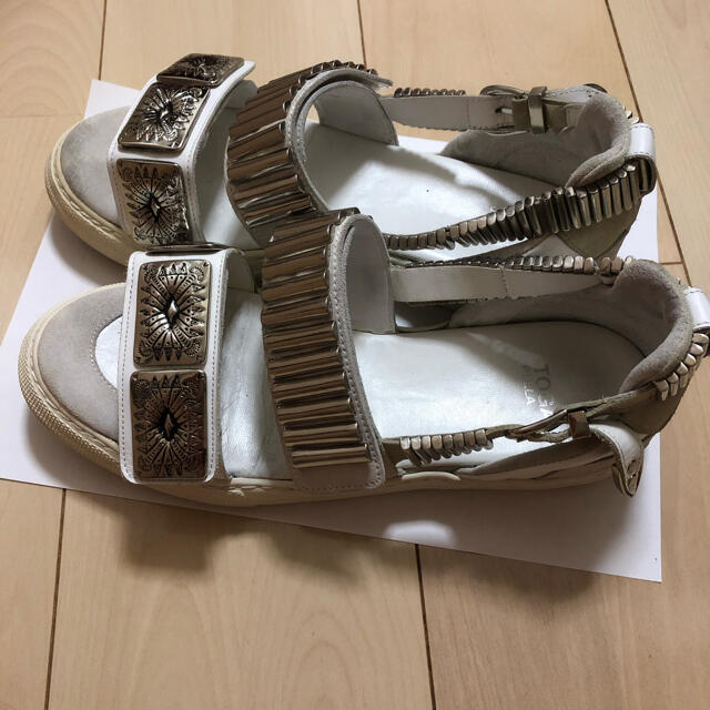 TOGA(トーガ)のTOGA PULLA metal sneaker sandals 39サイズ レディースの靴/シューズ(サンダル)の商品写真