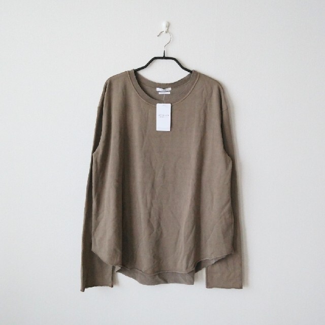 L'Appartement DEUXIEME CLASSE(アパルトモンドゥーズィエムクラス)の【新品】AP STUDIO◆SCENTOF C/N sweat Tシャツ◆ レディースのトップス(カットソー(長袖/七分))の商品写真