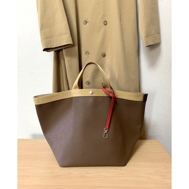 高価値セリー Herve 舟型トートLサイズ トープ ゴールド 725GP 美品