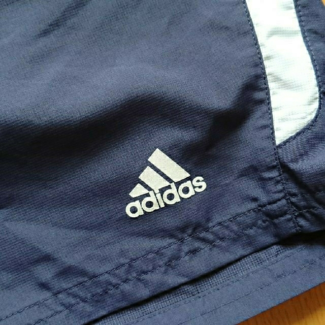 adidas(アディダス)のadidas レディース　短パン　紺　Ｌ スポーツ/アウトドアのテニス(ウェア)の商品写真