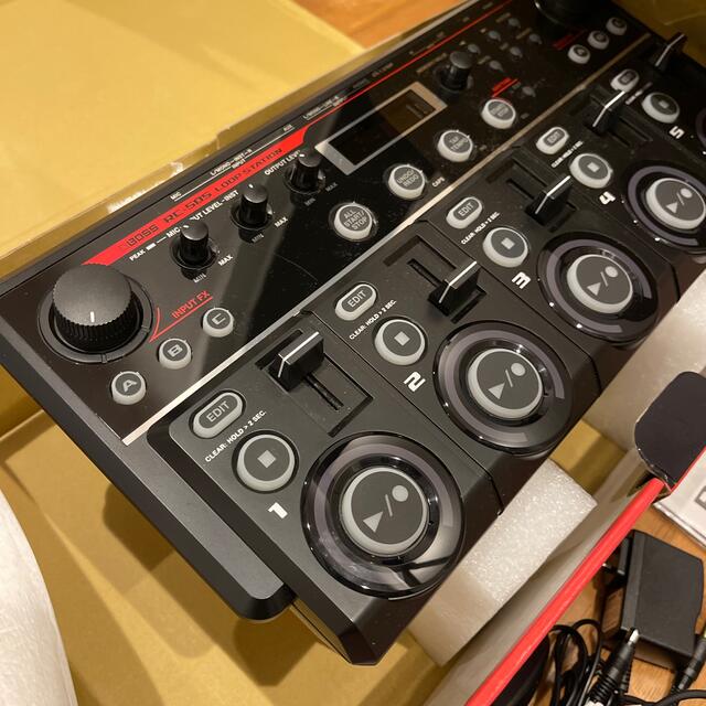 BOSS(ボス)のBOSS RC-505 LOOP STATION & BOSS FS-6 セット 楽器のDJ機器(DJエフェクター)の商品写真