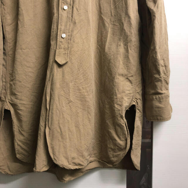 COMOLI(コモリ)のsus-sous シュス officer shirt 定価47,300円 美品 メンズのトップス(シャツ)の商品写真