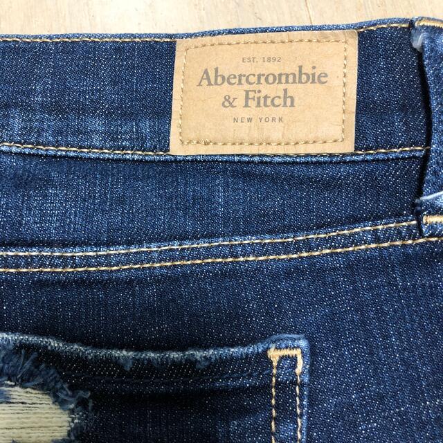 Abercrombie&Fitch(アバクロンビーアンドフィッチ)のabercrombie&fitch ショートデニム レディースのパンツ(ショートパンツ)の商品写真