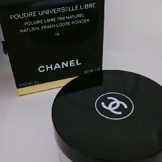 CHANELシャネル　プードゥルユニヴェルセルルーブルN10