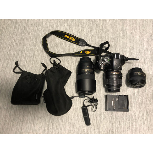 【品】D5100ダブルズームレンズキット Nikonバック付きカメラ