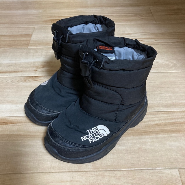 THE NORTH FACE(ザノースフェイス)のノースフェイス　スノーブーツ　17センチ　ブラック キッズ/ベビー/マタニティのキッズ靴/シューズ(15cm~)(ブーツ)の商品写真