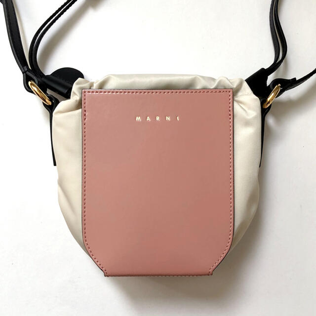 美品 MARNI 定価143,000円マルニガゼットショルダーバッグ