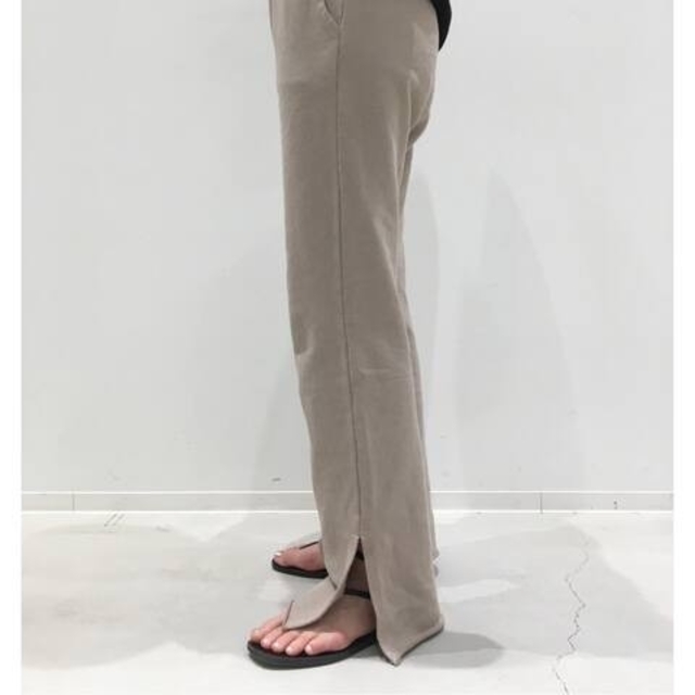 L'Appartement DEUXIEME CLASSE(アパルトモンドゥーズィエムクラス)のアパルトモン◆GOOD GRIEF SWEAT PANTS◆サイズ36 レディースのパンツ(カジュアルパンツ)の商品写真