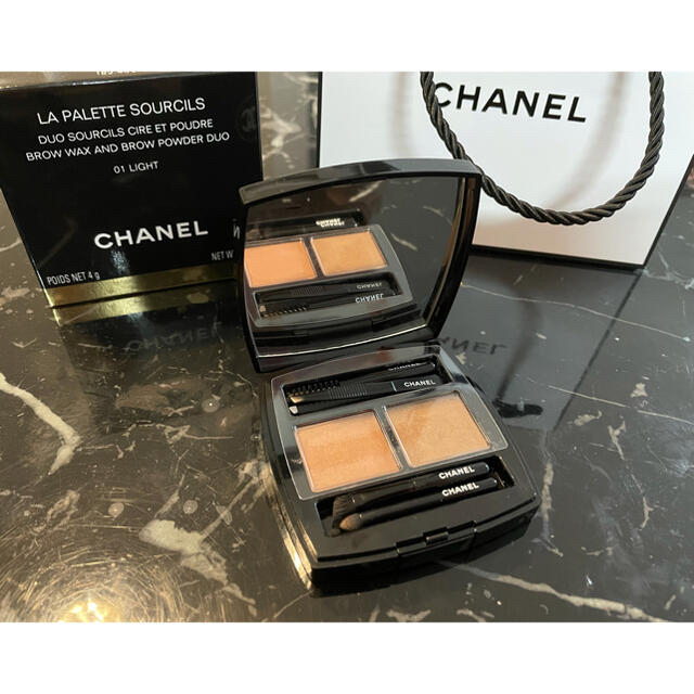 CHANEL ラ パレット スルスィル ドゥ シャネル N 01ライト 2