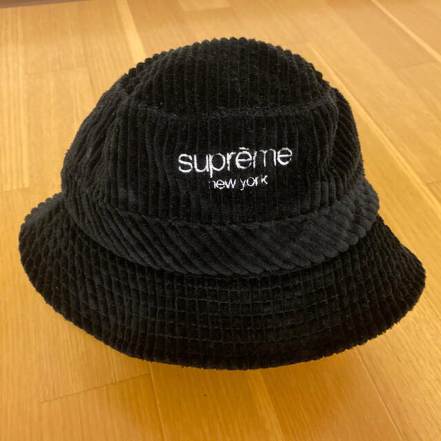 Supreme(シュプリーム)のタイズ様専用　supreme  バケットハット　コーデュロイ メンズの帽子(ハット)の商品写真