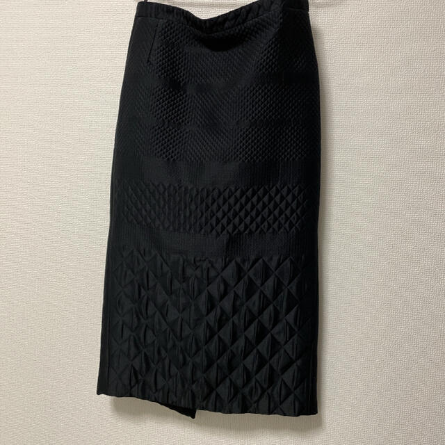 N°21(ヌメロヴェントゥーノ)のヌメロヴェントゥーノタイトスカート レディースのスカート(ひざ丈スカート)の商品写真