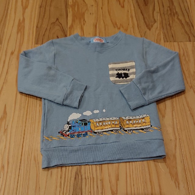 きかんしゃトーマス　トレーナー　110 キッズ/ベビー/マタニティのキッズ服男の子用(90cm~)(Tシャツ/カットソー)の商品写真