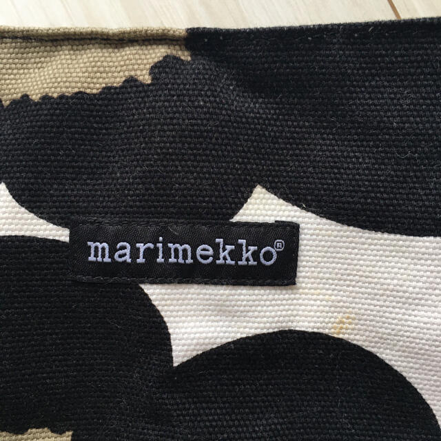 marimekko(マリメッコ)のマリメッコ ショルダーバッグ　ウニッコ レディースのバッグ(ショルダーバッグ)の商品写真