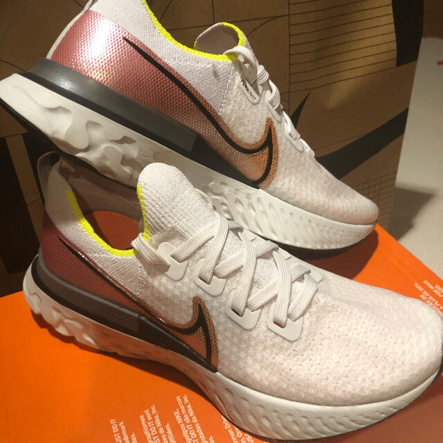 NIKE(ナイキ)のナイキ　リアクトインフィニティラン メンズの靴/シューズ(スニーカー)の商品写真