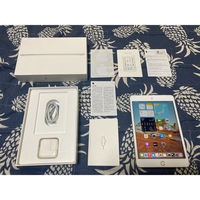 Apple(アップル)のiPad mini4 128GB WiFi＋セルラー　SIMフリー スマホ/家電/カメラのPC/タブレット(タブレット)の商品写真