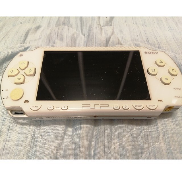 PlayStation Portable(プレイステーションポータブル)の[ジャンク]PSP本体とFF零式 エンタメ/ホビーのゲームソフト/ゲーム機本体(携帯用ゲーム機本体)の商品写真