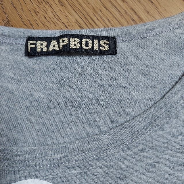 FRAPBOIS(フラボア)のFRAPBOIS  Tシャツ  699→599値下げしました レディースのトップス(Tシャツ(半袖/袖なし))の商品写真