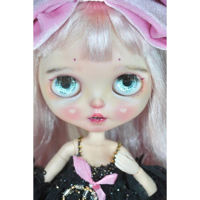 カスタムブライス ネオブライス   カスタムドール　blythe ハンドメイドのぬいぐるみ/人形(人形)の商品写真