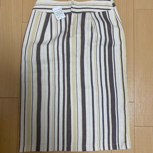 NATURAL BEAUTY BASIC(ナチュラルビューティーベーシック)のタイトスカート★新品未使用 レディースのスカート(ひざ丈スカート)の商品写真