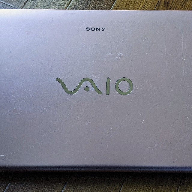 VAIO(バイオ)のSONY VAIO SVE14A1AJ ピンク ノートパソコン スマホ/家電/カメラのPC/タブレット(ノートPC)の商品写真