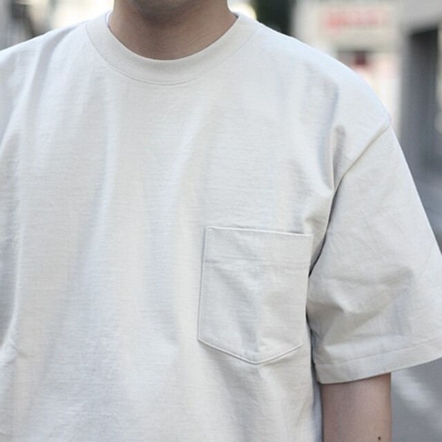 AURALEE オーラリー スタンドアップ Tシャツ 5 IVORY BEIGE メンズのトップス(Tシャツ/カットソー(半袖/袖なし))の商品写真