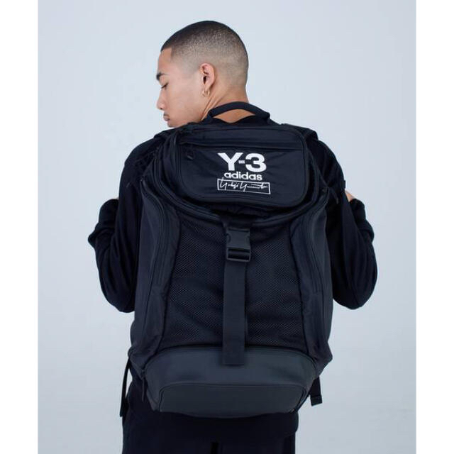 Y-3 travel backpack 19AW ★パックパック⭐︎リュックの通販 by Eemono.com｜ワイスリーならラクマ - ◼️Y-3 好評大特価