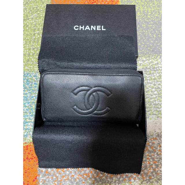 CHANELキャビアスキン長財布