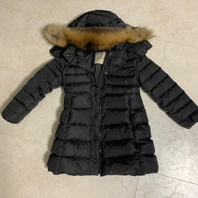 MONCLER(モンクレール)のモンクレール  キッズ　正規品 キッズ/ベビー/マタニティのキッズ服女の子用(90cm~)(ジャケット/上着)の商品写真