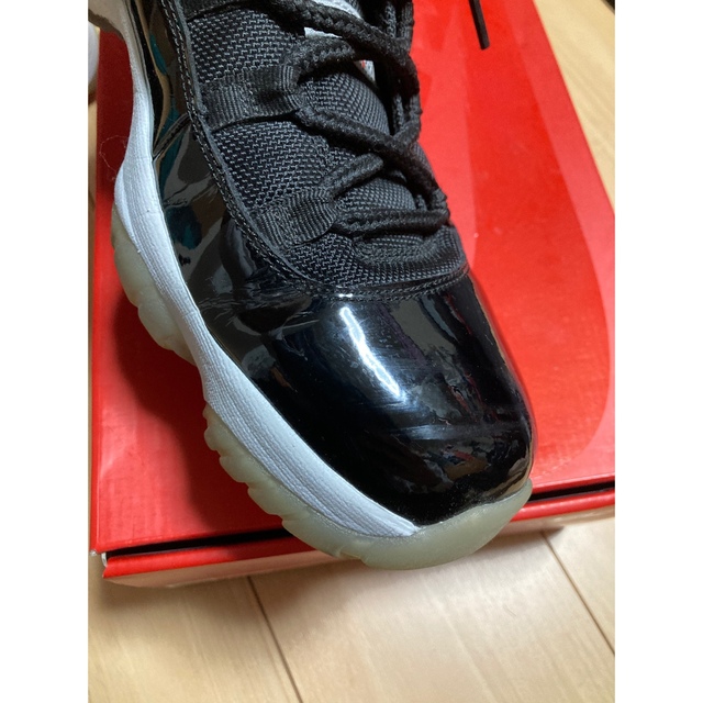 NIKE(ナイキ)のAIR JORDAN 11 RETRO LOW INFRARED  28.5cm メンズの靴/シューズ(スニーカー)の商品写真