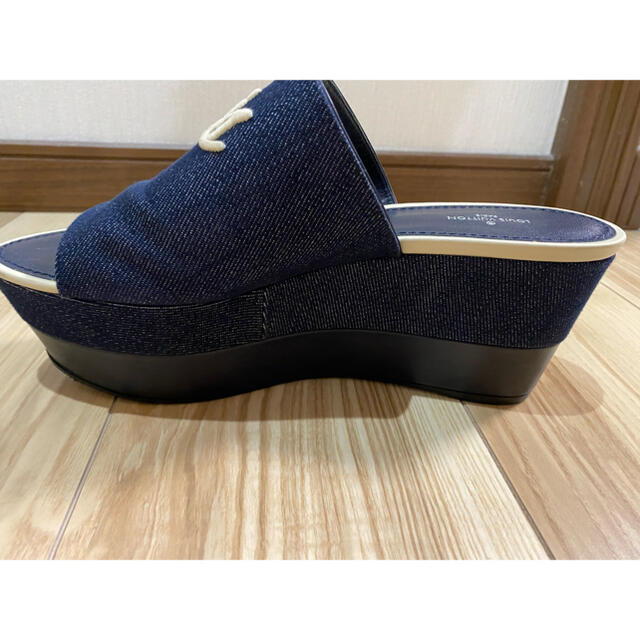 LOUIS VUITTON(ルイヴィトン)のmiina様専用ルイヴィトン 靴サンダル 38.5(約25cm)  ブルー系 レディースの靴/シューズ(サンダル)の商品写真