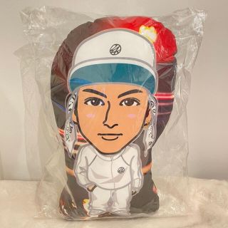THE RAMPAGE - 長谷川慎白衣装クッション 長谷川慎クッション 白衣装