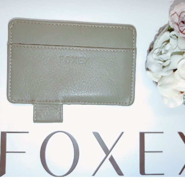 FOXEY(フォクシー)の新品未使用⭐フォクシーカードケース レディースのバッグ(その他)の商品写真