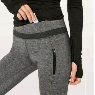 ルルレモン(lululemon)のルルレモン　グレー　レギンス　Ｓ(ヨガ)