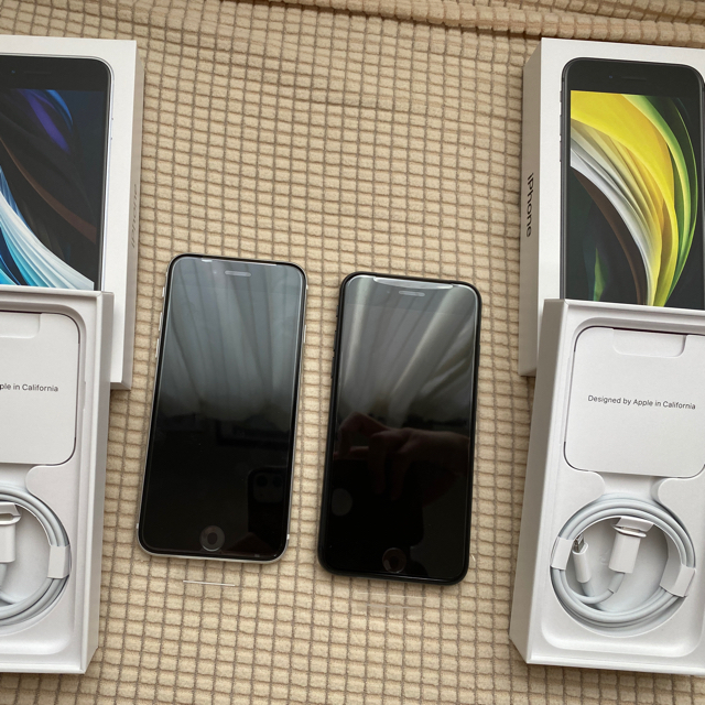 【値下げ】 Apple - iPhone  SE ブラック＆ホワイト　64G 新品　みっきー スマートフォン本体