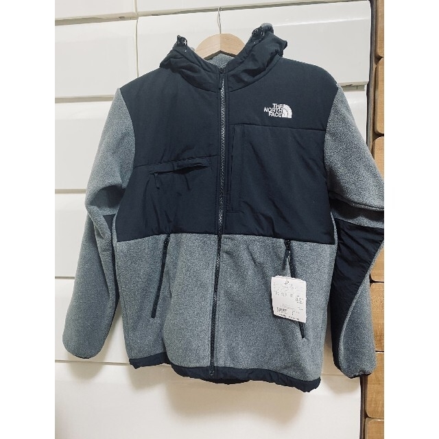 THE NORTH FACE(ザノースフェイス)のkmao様専用　デナリフーディ　新品 メンズのジャケット/アウター(マウンテンパーカー)の商品写真