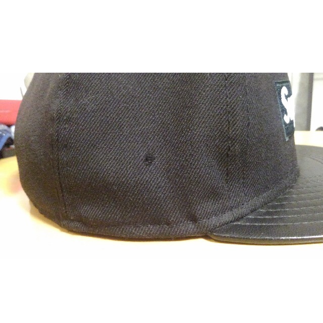 Supreme(シュプリーム)のSupreme NEW ERA BOX LOGO CAP  7 1/2 黒 メンズの帽子(キャップ)の商品写真